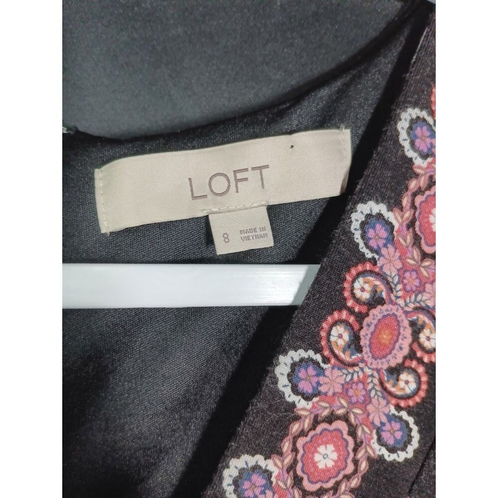 LOFT Women’s Dress Size 8 Black Pink Floral Short Sleeve V‑Neck Knee Length - Picture 2 of 4